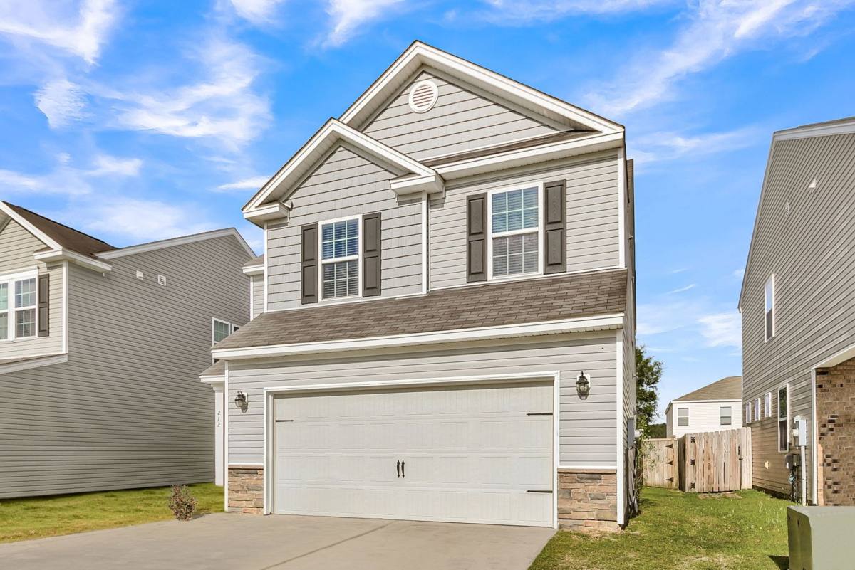 House for rent at 212 Longford Dr, Summerville, SC 29483
