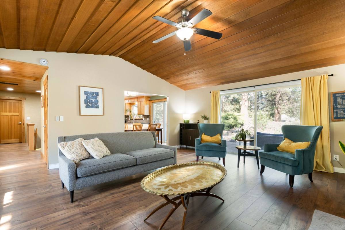 House for rent at 61124 Roughrider Lane, Bend, OR 97702