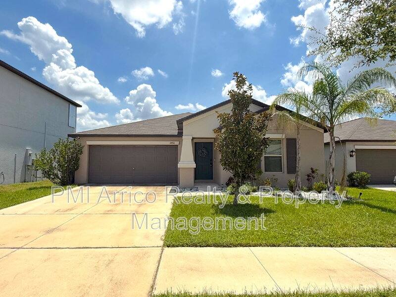 House for rent at 14906 Imperial Purple Lane, Wimauma, FL 33598