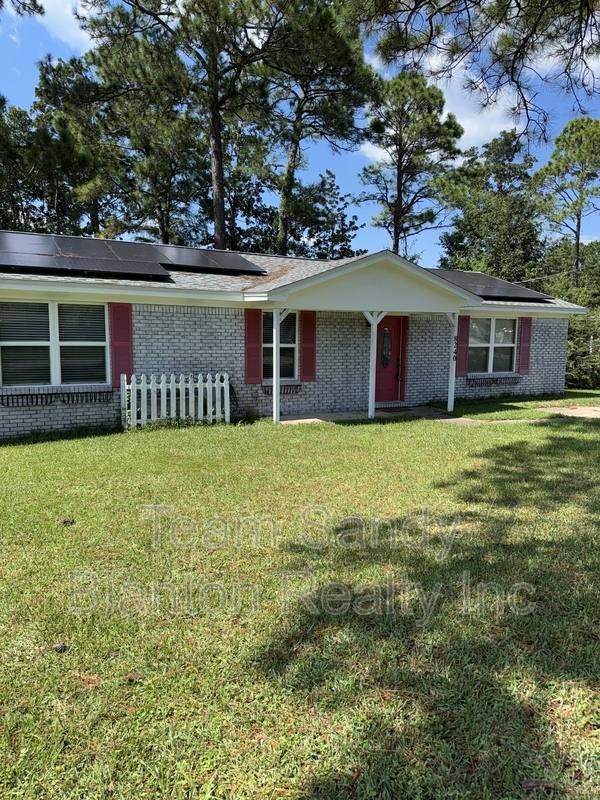 House for rent at 8240 Tempest Dr, Pensacola, FL 32506
