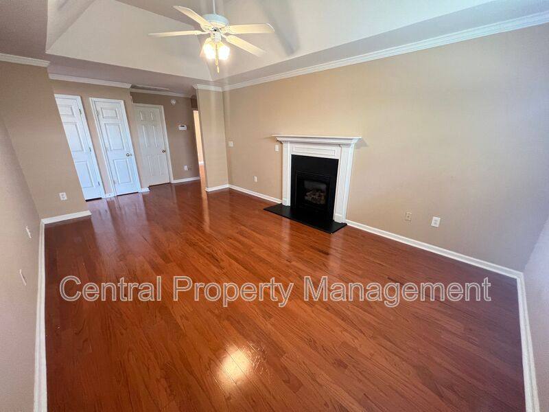 Townhouse for rent at 409 Falling Rock Way, Greenville, SC 29615
