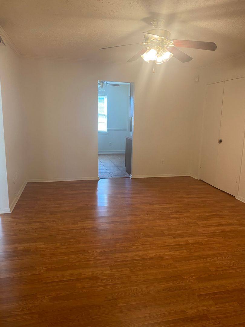 Condo for rent at 6101 N Brookline #5, Oklahoma City, OK 73112