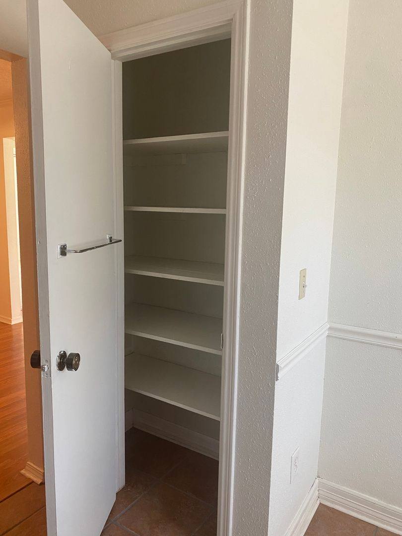 Condo for rent at 6101 N Brookline #5, Oklahoma City, OK 73112