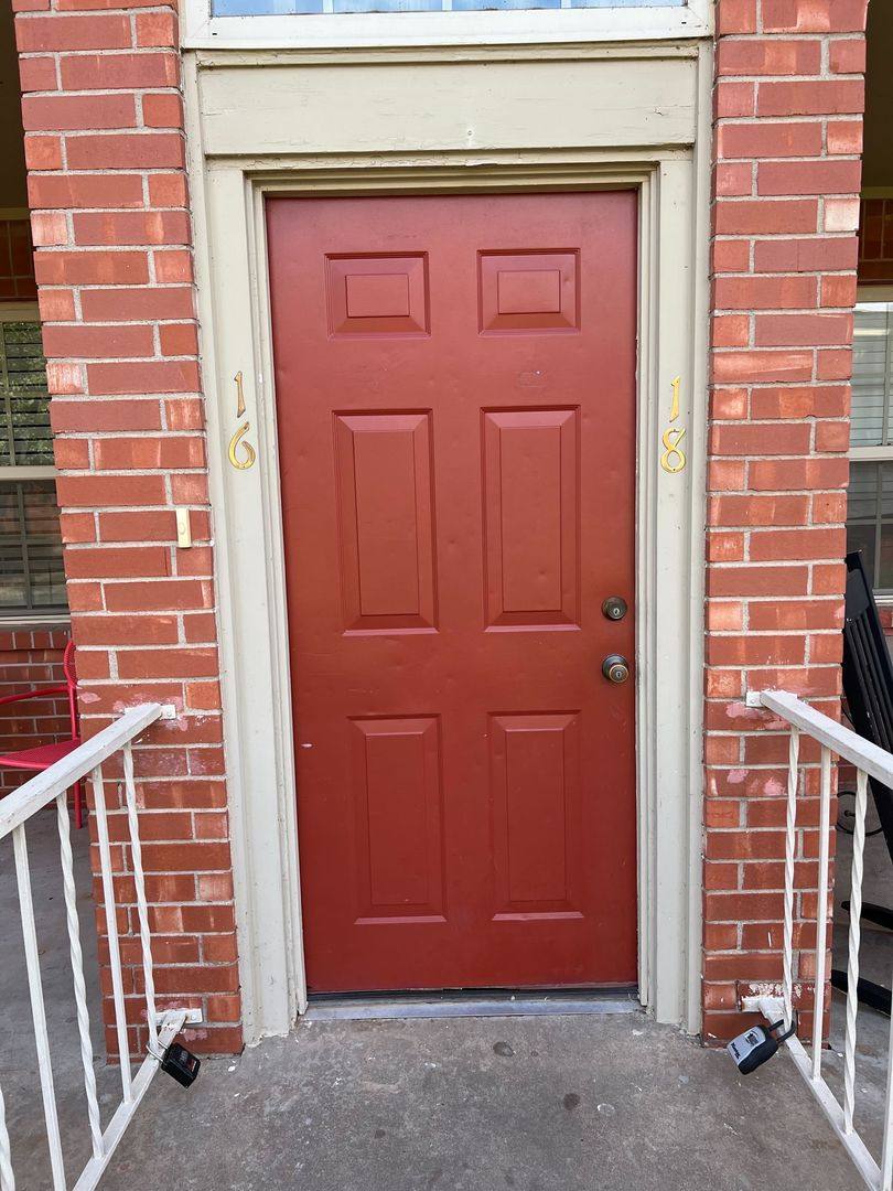 Condo for rent at 6101 N Brookline #5, Oklahoma City, OK 73112