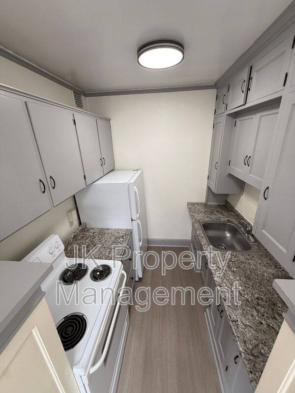 Apartment for rent at 310 5th St N #34, Great Falls, MT 59401