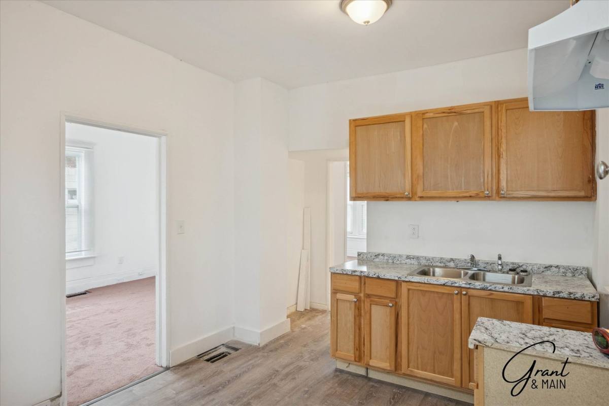 House for rent at 6144 16th St, Detroit, MI 48208