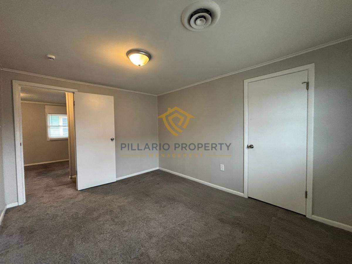 Apartment for rent at 2422 Coyner Ave, Indianapolis, IN 46218