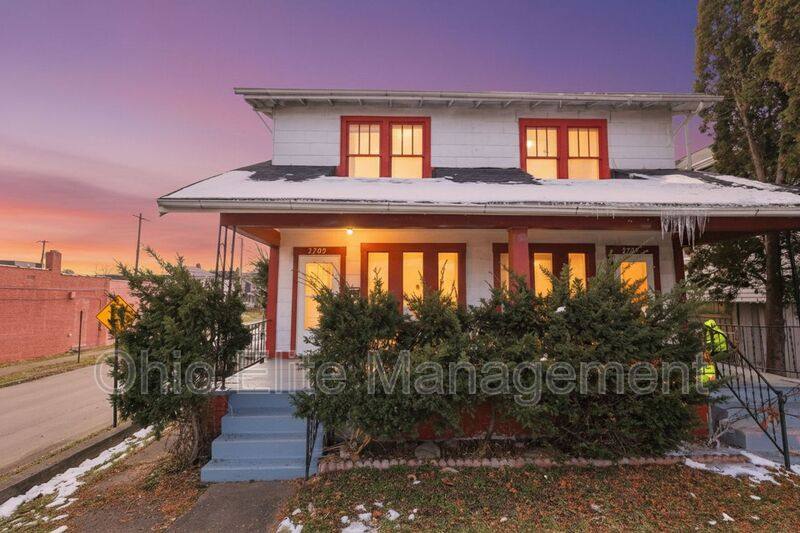 House for rent at 2709 Sullivant Ave, Columbus, OH 43204