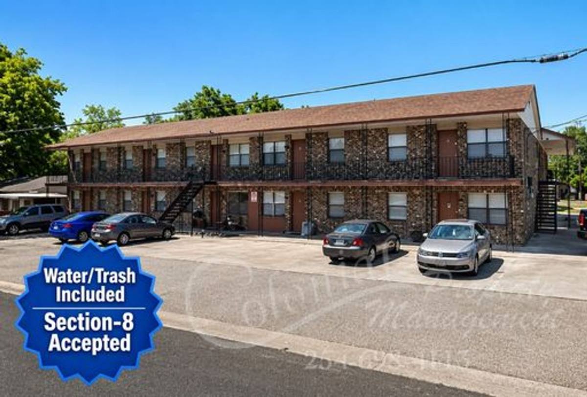 Apartment for rent at 102 E Ave, Copperas Cove, TX 76522