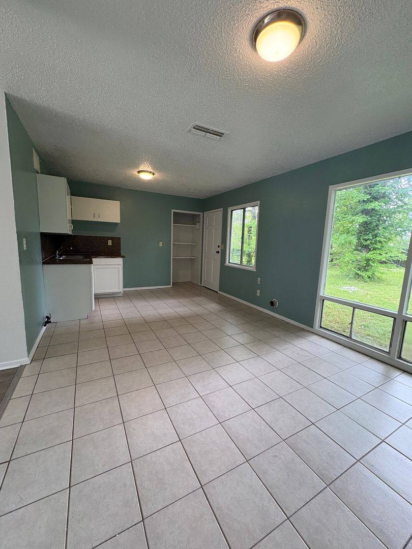 House for rent at 5306 Prentiss Ave, Shreveport, LA 71108