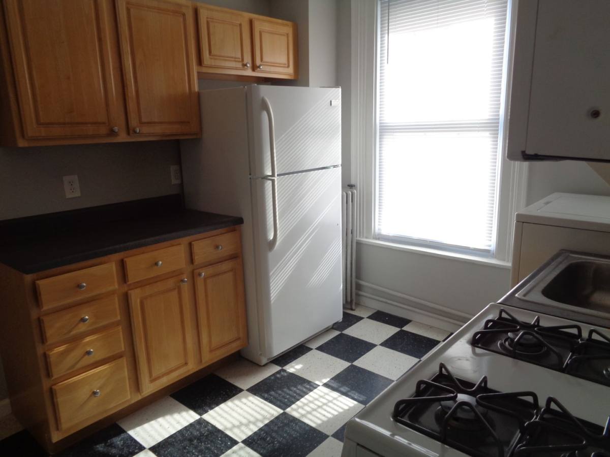 Apartment for rent at 713 W 33rd St, Baltimore, MD 21211