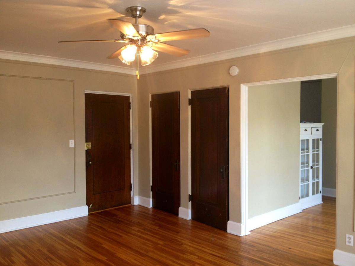 Apartment for rent at 616 Summit Ave, Saint Paul, MN 55102