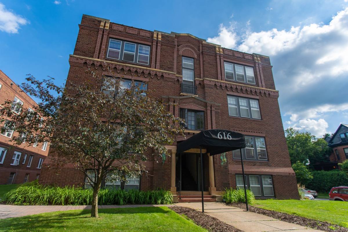 Apartment for rent at 616 Summit Ave, Saint Paul, MN 55102