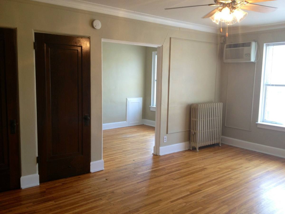 Apartment for rent at 616 Summit Ave, Saint Paul, MN 55102