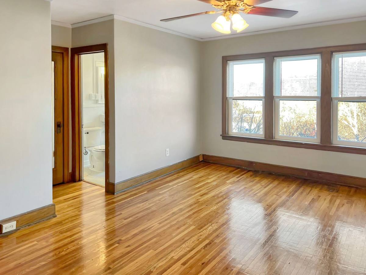 Apartment for rent at 1299 Grand Ave, Saint Paul, MN 55105