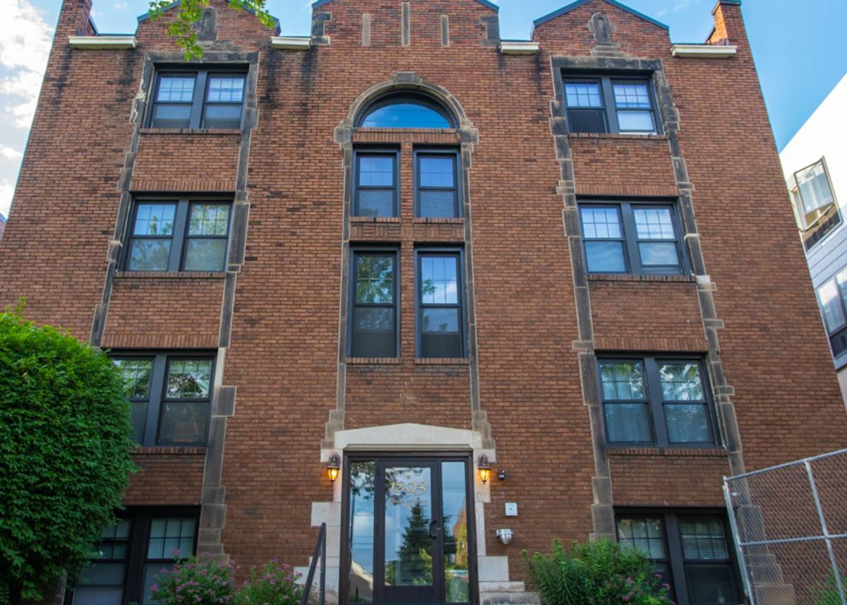 Apartment for rent at 1299 Grand Ave, Saint Paul, MN 55105