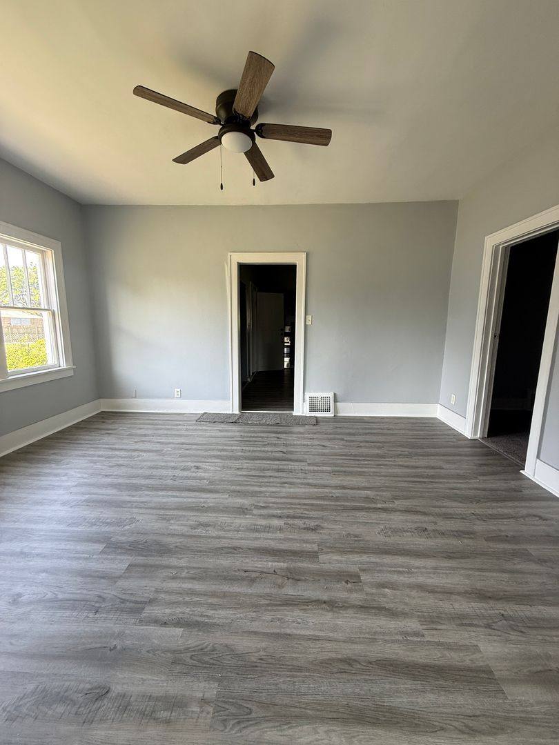 House for rent at 721 S Arnold St, South Bend, IN 46619