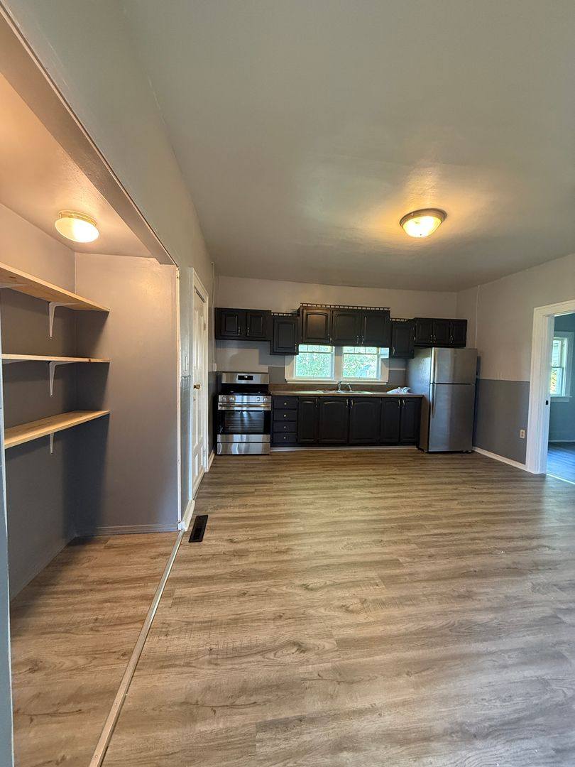 House for rent at 721 S Arnold St, South Bend, IN 46619