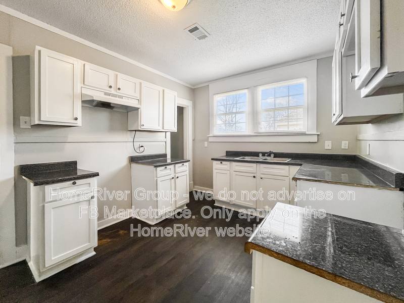 House for rent at 880 N Watkins St, Memphis, TN 38107