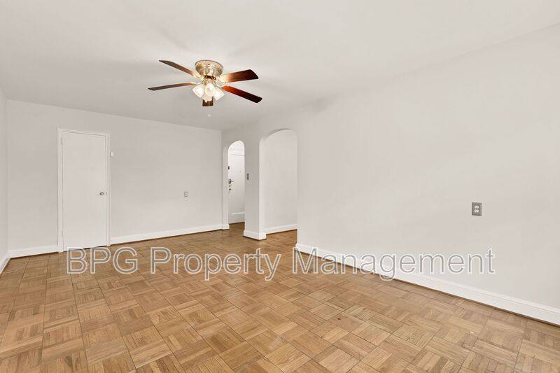 Apartment for rent at 2634 Langston Blvd #403, Arlington, VA 22201