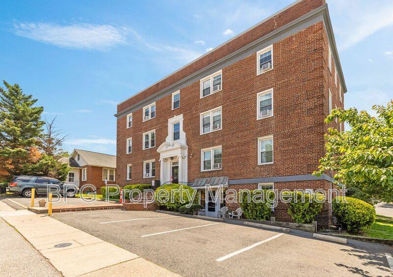 Apartment for rent at 2634 Langston Blvd #403, Arlington, VA 22201