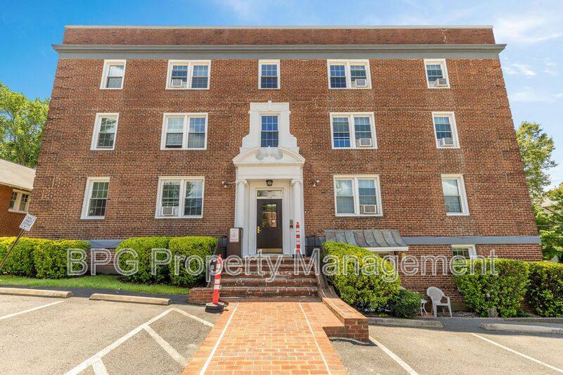 Apartment for rent at 2634 Langston Blvd #403, Arlington, VA 22201