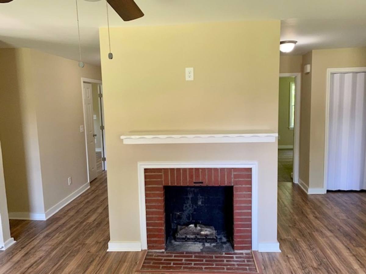 House for rent at 2112 Sycamore St SW, Huntsville, AL 35805