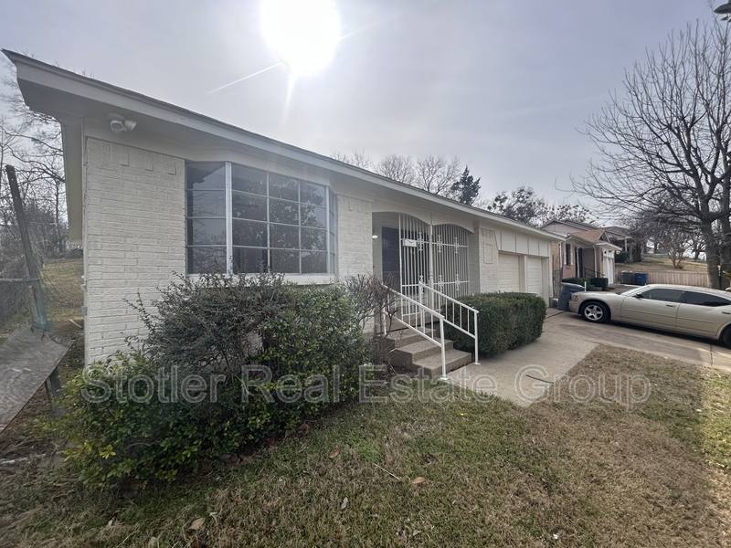 House for rent at 3528 Keyridge Dr, Dallas, TX 75241