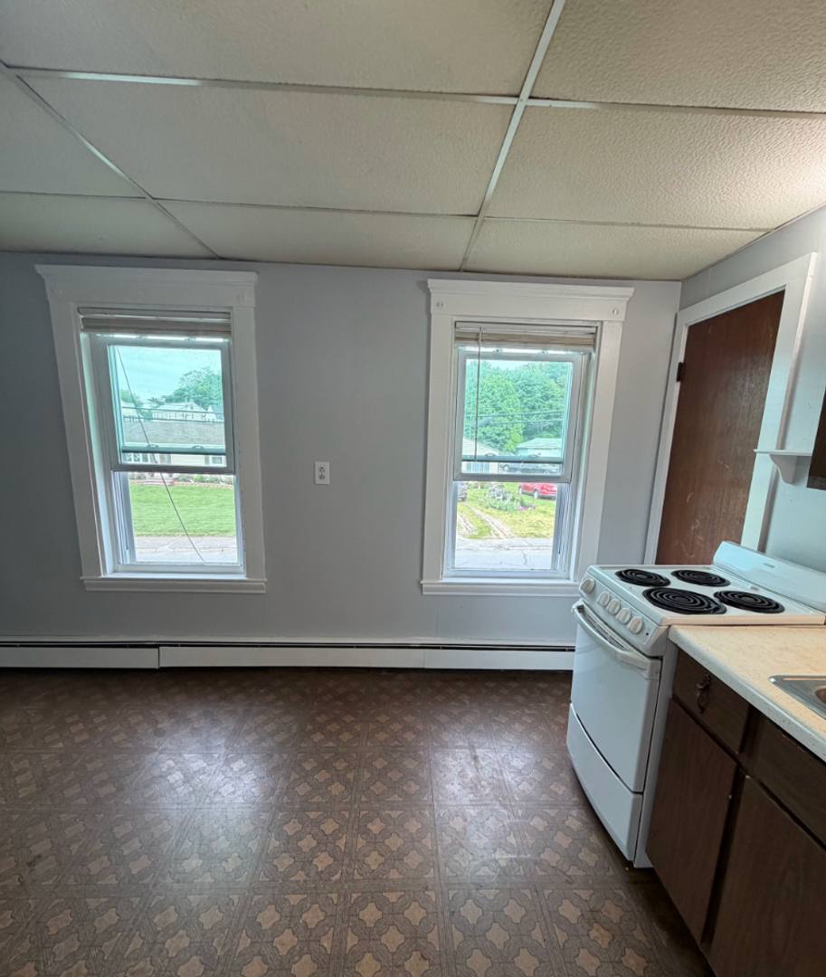 Apartment for rent at 33 Berkley St, Taunton, MA 02780