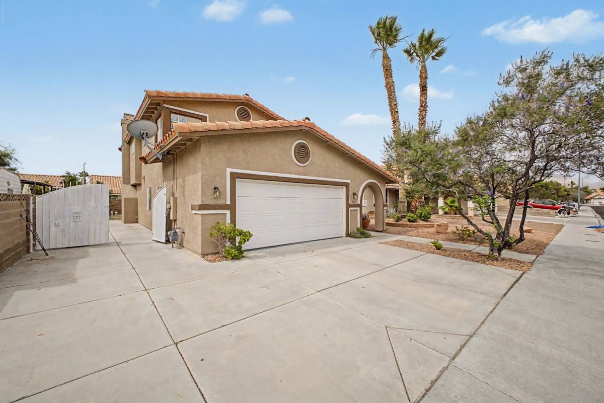 House for rent at 7417 Fort Wilkins Dr, Las Vegas, NV 89129