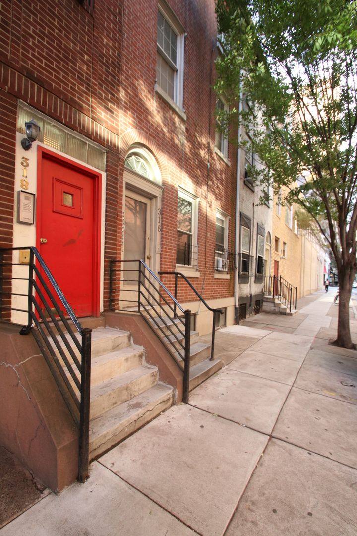 Apartment for rent at 318 S 15th St, Philadelphia, PA 19102