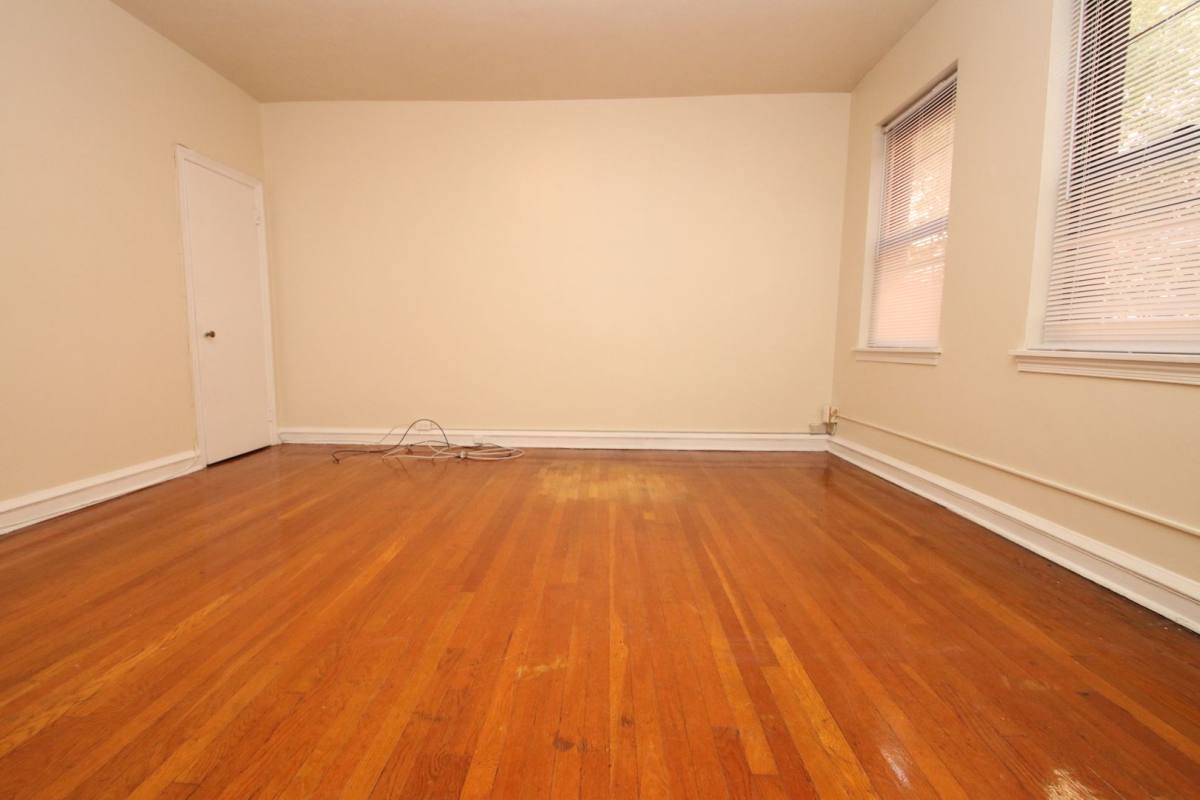 Apartment for rent at 318 S 15th St, Philadelphia, PA 19102
