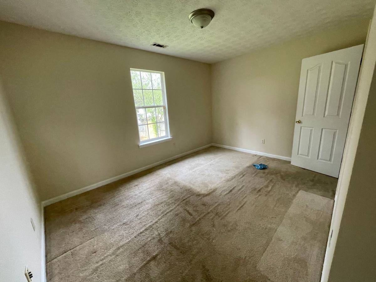 House for rent at 19 Connie Trail, Grantville, GA 30220