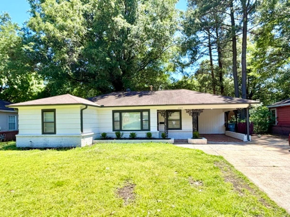 House for rent at 4499 E Dearing Rd, Memphis, TN 38117