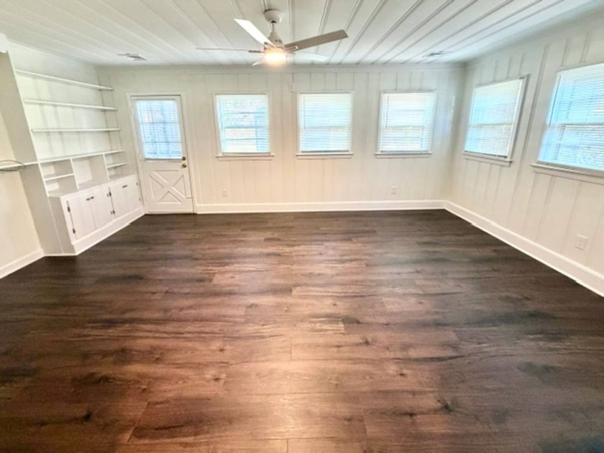 House for rent at 4499 E Dearing Rd, Memphis, TN 38117
