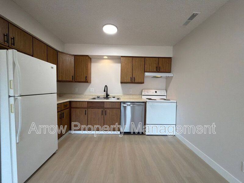 Apartment for rent at 539 N 24th St #9, Lincoln, NE 68503