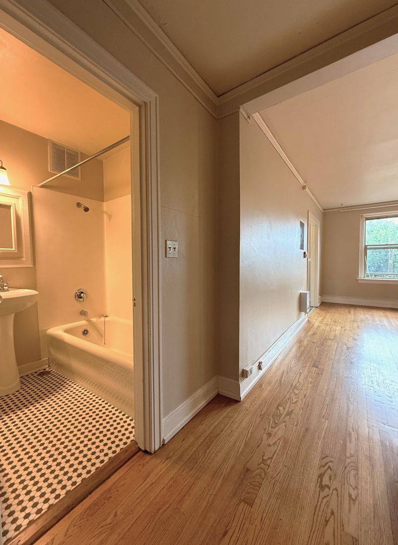 Apartment for rent at 1833 13th Ave, Seattle, WA 98122