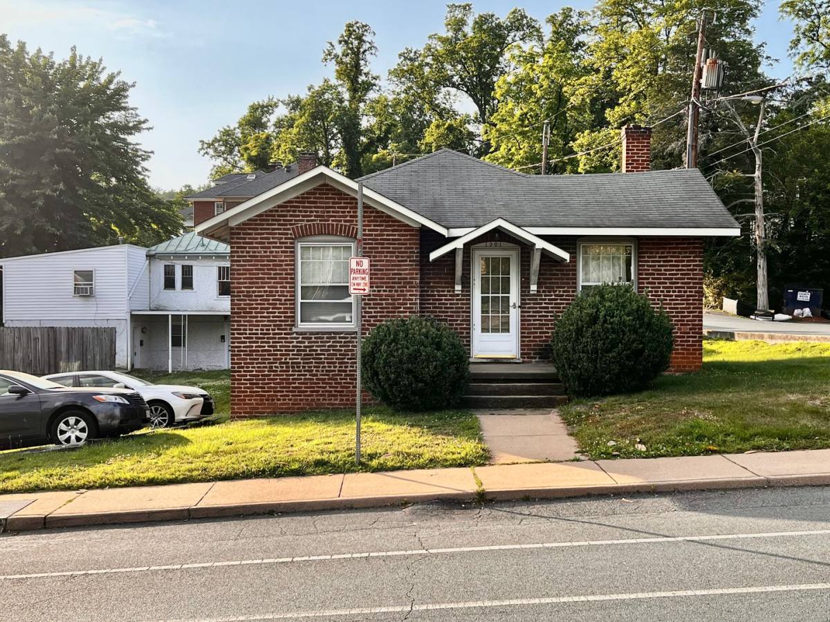House for rent at 1901 Jefferson Park Ave, Charlottesville, VA 22903