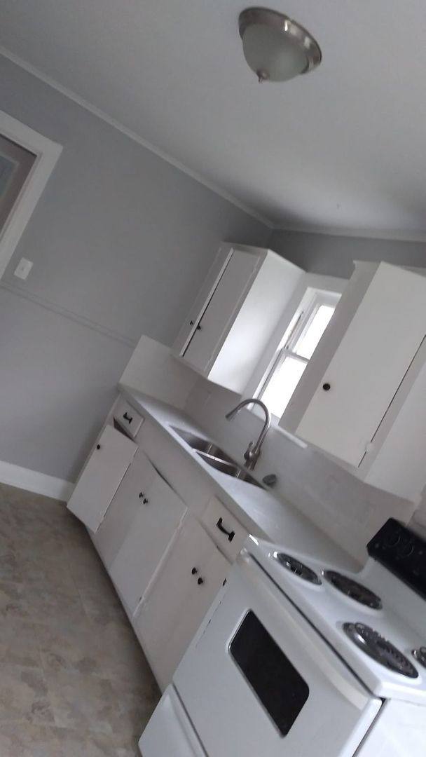 Apartment for rent at 3800 6th St, Port Arthur, TX 77642