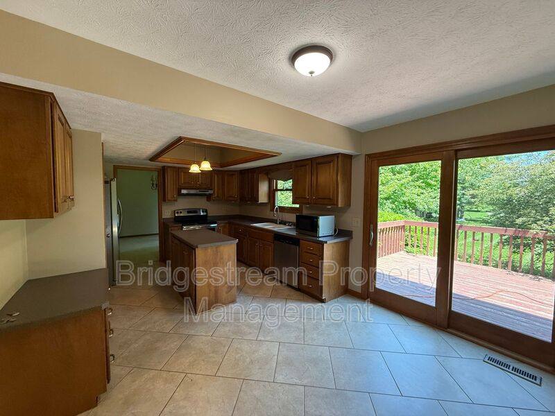 House for rent at 2627 Gentle Wind Point, Dayton, OH 45458