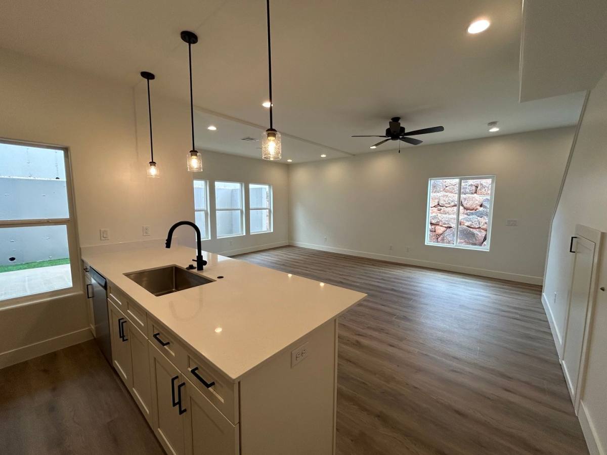 Townhouse for rent at 1544 E Mead Lane, Saint George, UT 84770