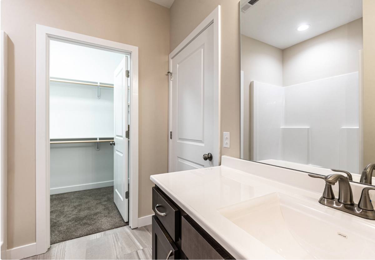 Townhouse for rent at 1205 Stonehaven Dr, Boonville, MO 65233