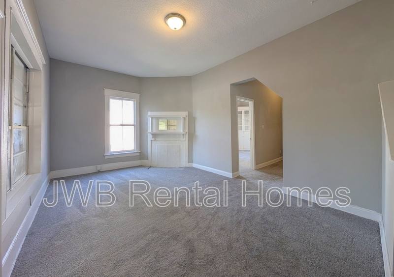 House for rent at 421 Golfair Blvd, Jacksonville, FL 32206