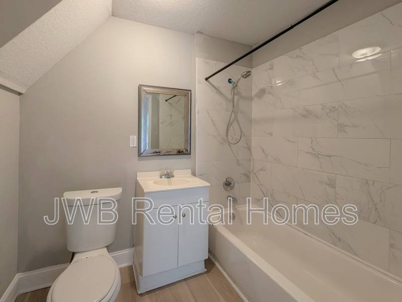 House for rent at 421 Golfair Blvd, Jacksonville, FL 32206