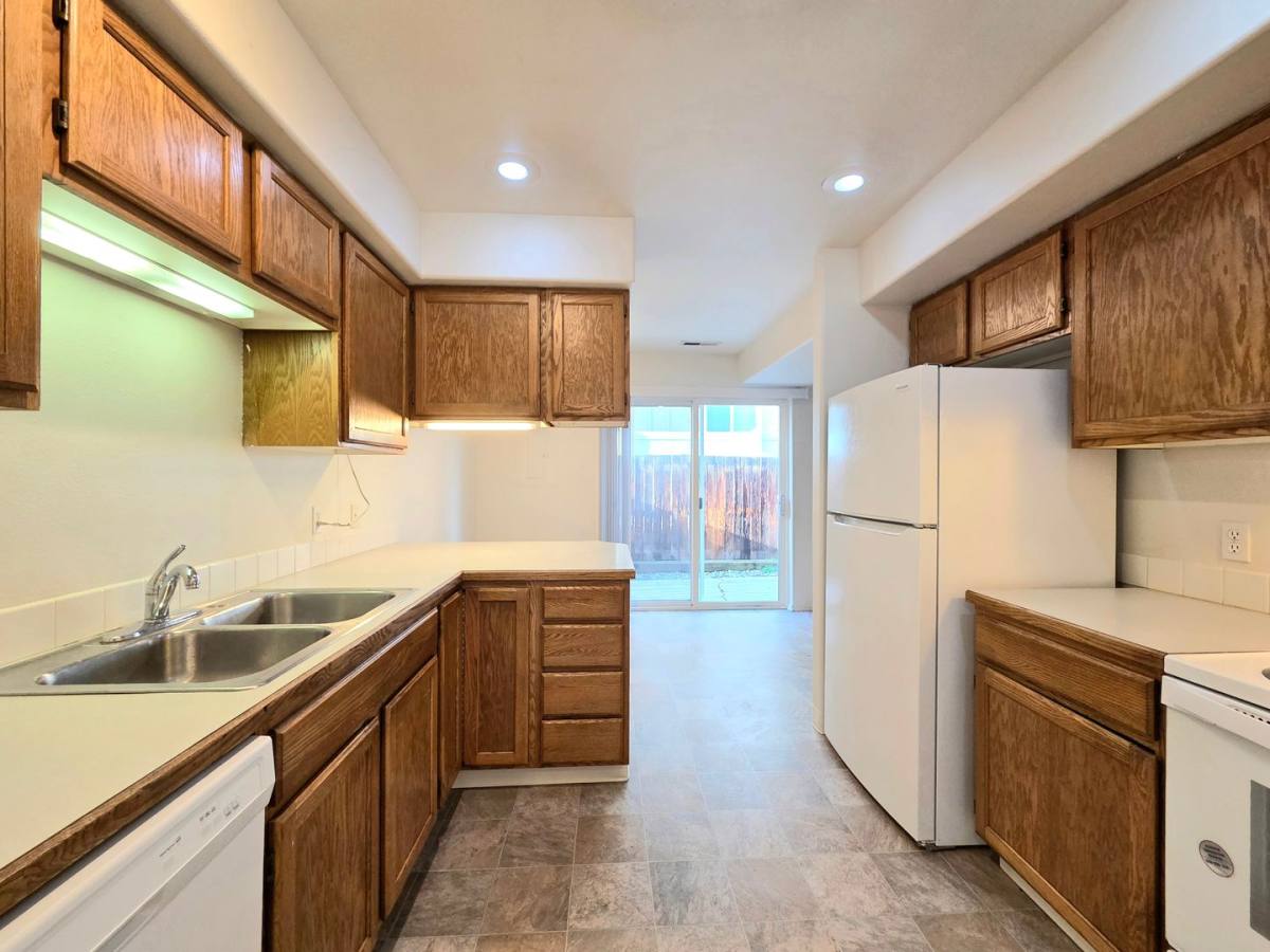 Townhouse for rent at 1407 Maple St, Wenatchee, WA 98801
