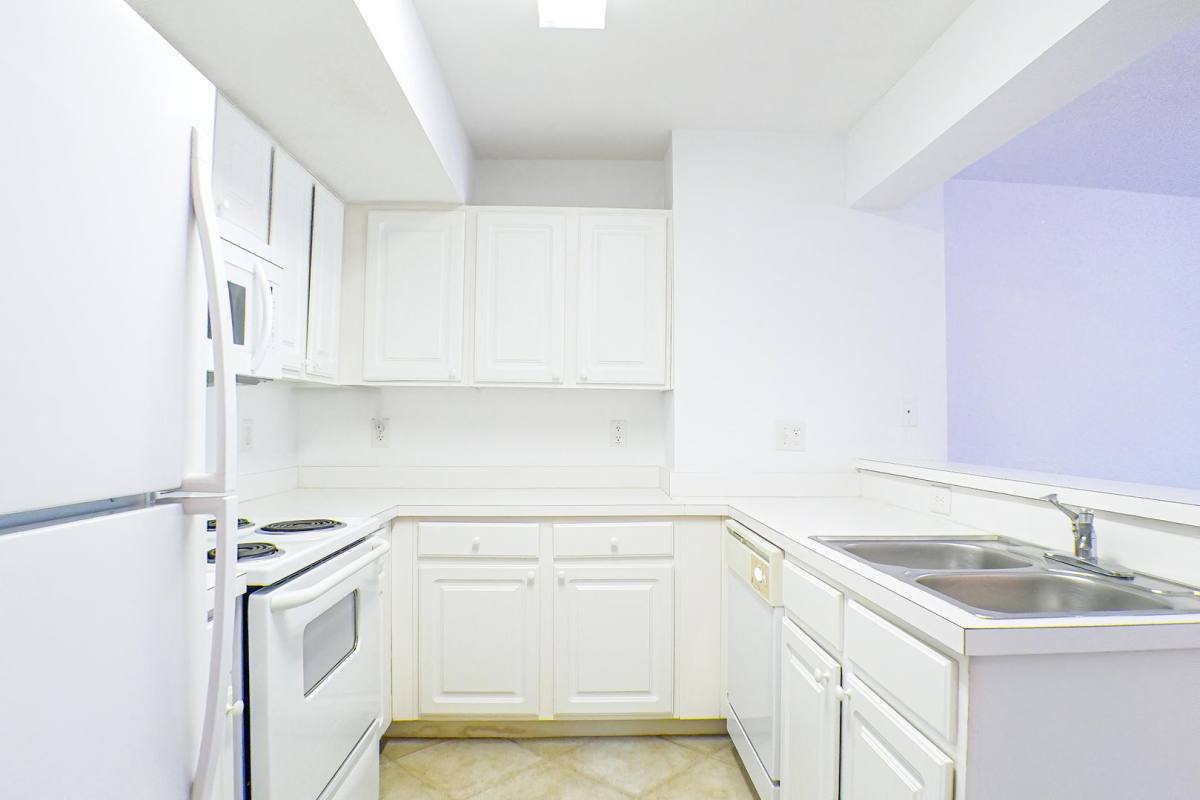 Condo for rent at 4113 Residence Dr, Fort Myers, FL 33901