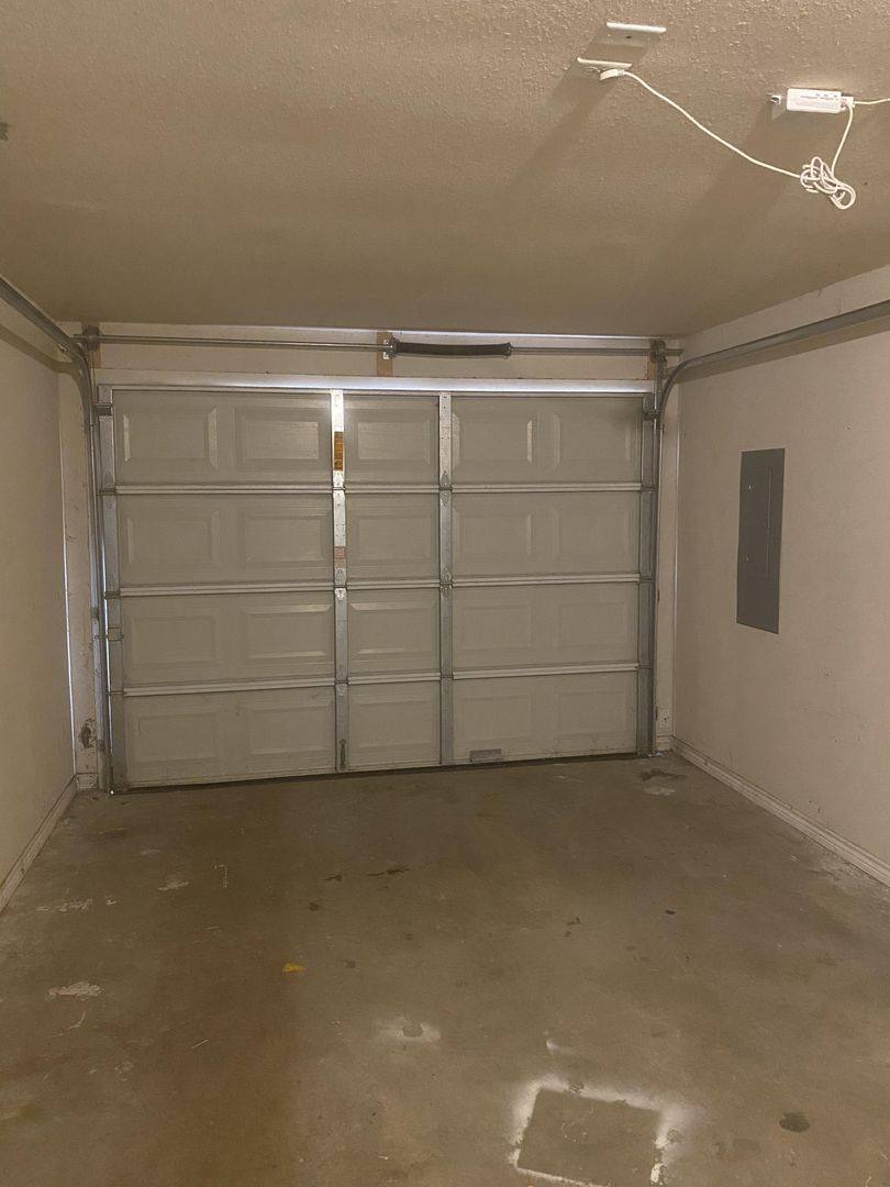 Apartment for rent at 706 N Harrison, Sherman, TX 75090