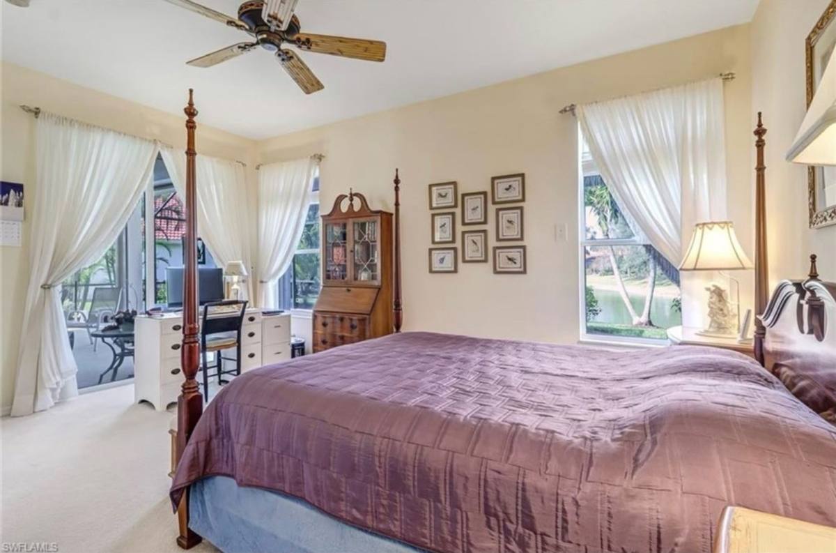 House for rent at 1041 Jardin Dr, Naples, FL 34104