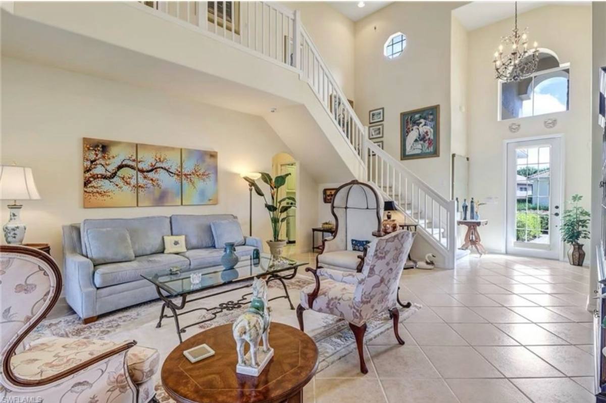 House for rent at 1041 Jardin Dr, Naples, FL 34104
