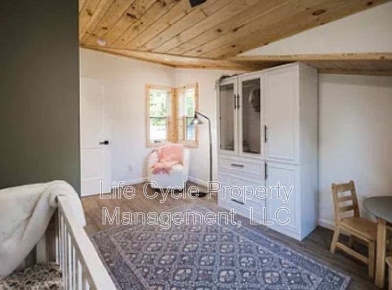 Apartment for rent at 151-153 E Clark St #153, Grant, MI 49327